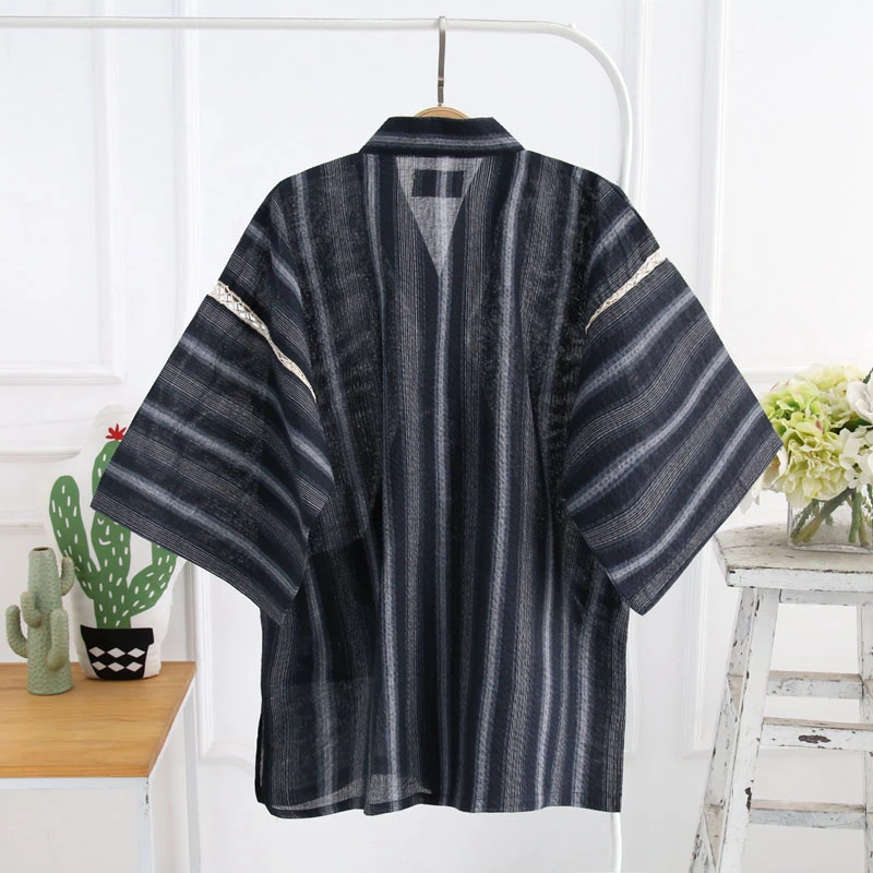 Japanese Men Cardinga Haori Cotton Kimono Stripe Sweat Suit Hollow Five-Point Sleeves Diagonal Lace Loose Plus Size Men Pajamas