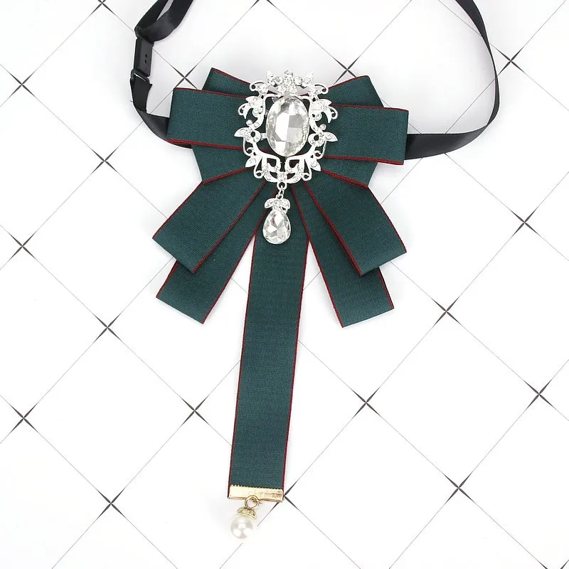 Gorgeous Bow Tie Vintage Luxury Lady Head Diamond Pearl Ribbon Tassel Brooch Chic Girls Elegant Costume Jewelry Collar Pin