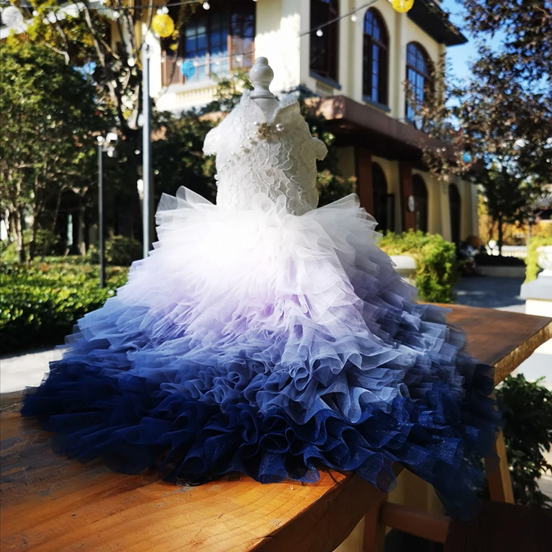 Luxury Handmade Dog Princess Dress Ocean Blue Gradient Tulle Skirt Chapel Train for Maltese Cats Pet Gown with Lace Trailing