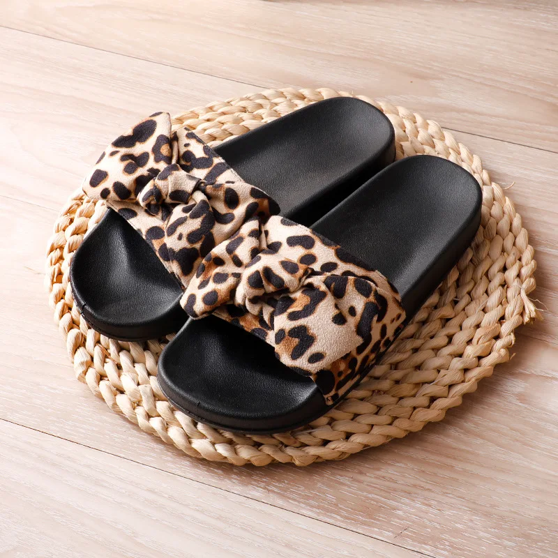 New leopard-print cool female slippers fashion thick bottom casual wear beach slippers Non-slip wear-resistant women flip flop