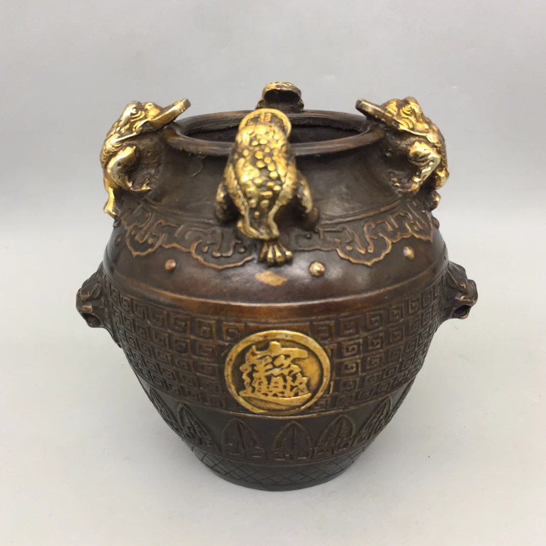 

Exquisite Chinese antique copper gilded golden toad lion head statue jar decoration collection