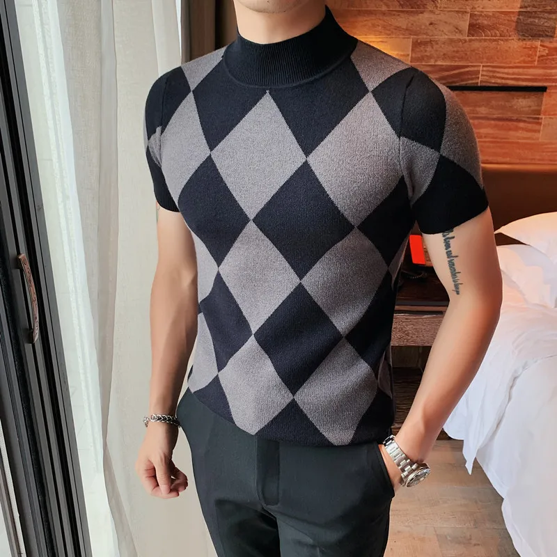 New Fashion Men Short Sleeve Sweater Autumn Winter Fashion Diamond lattice Turtleneck Sweater Men All-match Knitted Pullover