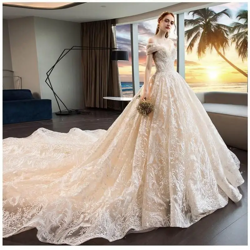 

2021 New Elegant Boat Neck Luxury Lace Embroidery Sweep Train Wedding Dress Princess Noble Vestido De Noiva Plus Size F