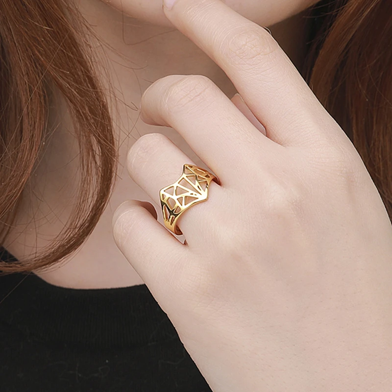 LIKGREAT Hollow Fox Ring Origami Animal Gold Color Stainless Steel Adjustable Rings Wedding Band Anniversary Gift for Women Men