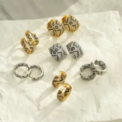 18K Gold Plated Brass CZ Crystal Snakeskin Hoop Earrings Fashion Women Small Hoop Earrings Jewelry Wholesale VE477