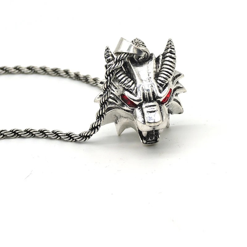 Manticore Pendant Necklace Wizard School 29*30mm Red Rhinestone Wild Monster Hunter Cosplay Mantickor Medallion Necklace