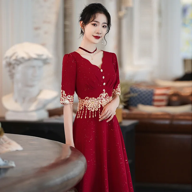 

Burgundy Applique V-Neck Cheongsam Flower Pleated Evening Party Dress Gown Beaded Temperament Qipao Half SleeveVestidos