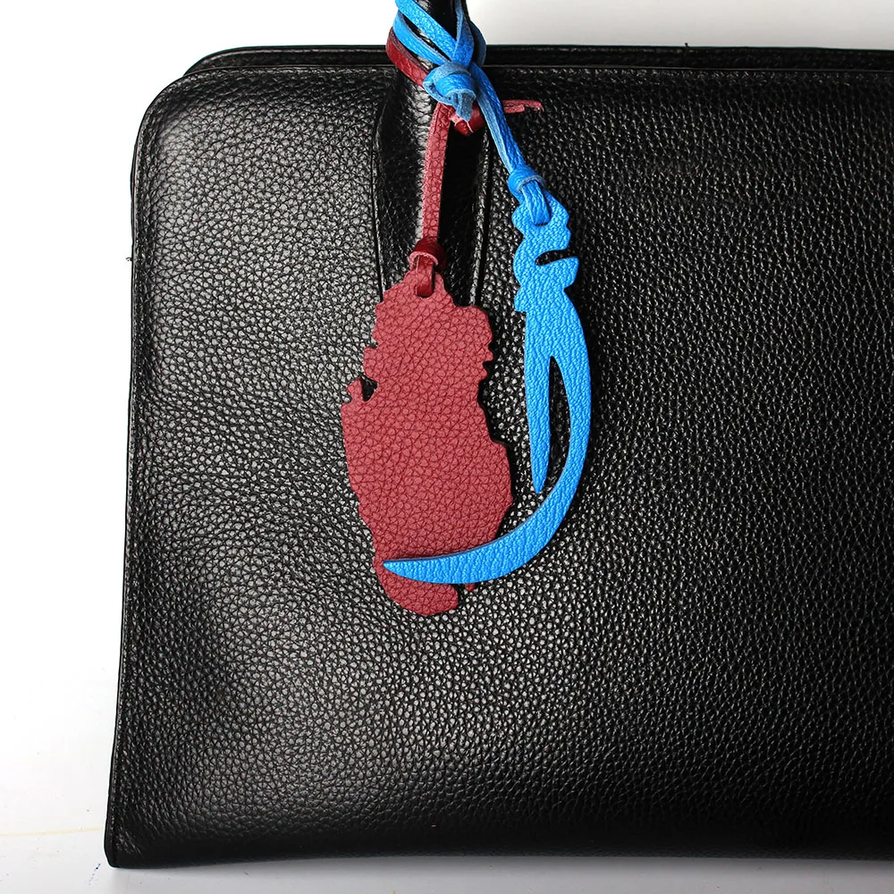 Wholesale Custom Made Genuine Natural Leather Qatar Map Keychain Ladies Backpack Pendant Women Bag Charm Decorations For Bags