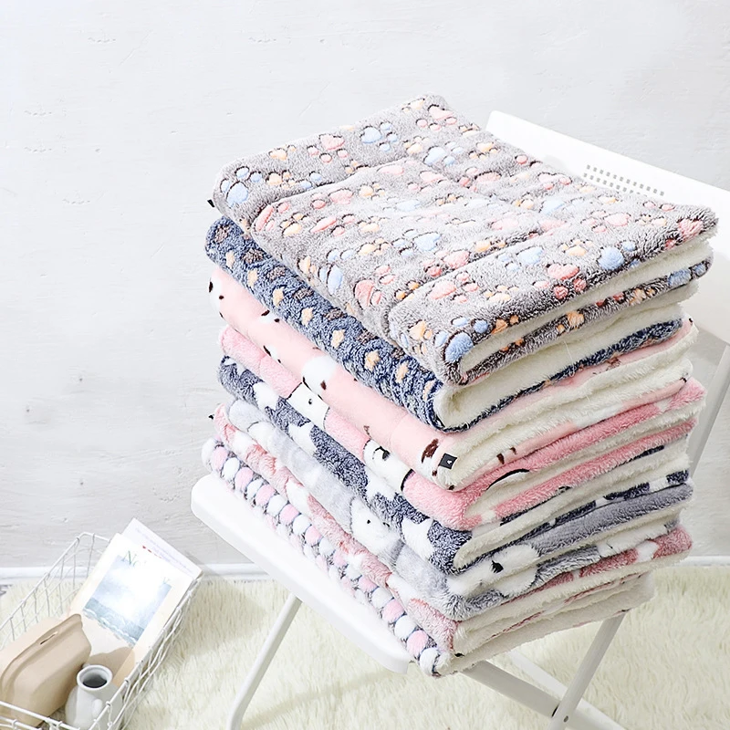 Thickened Flannel Pet Wool Cushion Soft Pet Blanket Cute Patterned Mattress Puppy Dog Cat Sofa Cushion Peace of Mind Sleep Cover view 3
