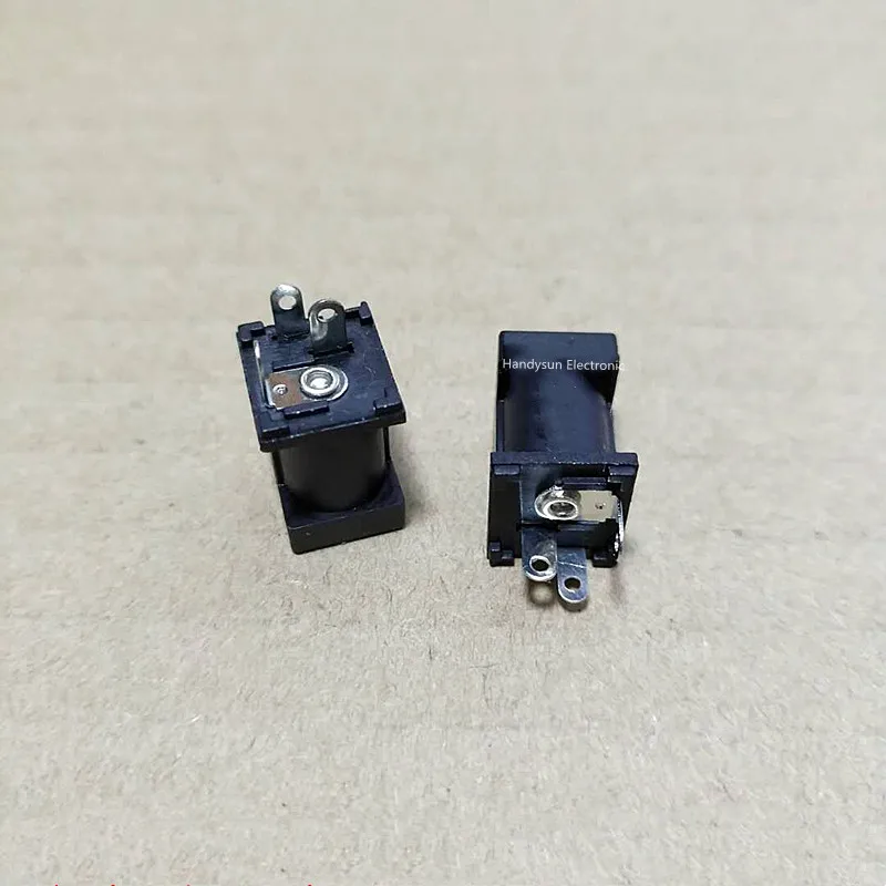 10 قطعة DC-012A 5.5x2.1 مللي متر/5.5x2.5 مللي متر 3Pin DC السلطة المقبس مسمار دبوس نحاسي موصلات DC012A واجهة الإناث قاعدة