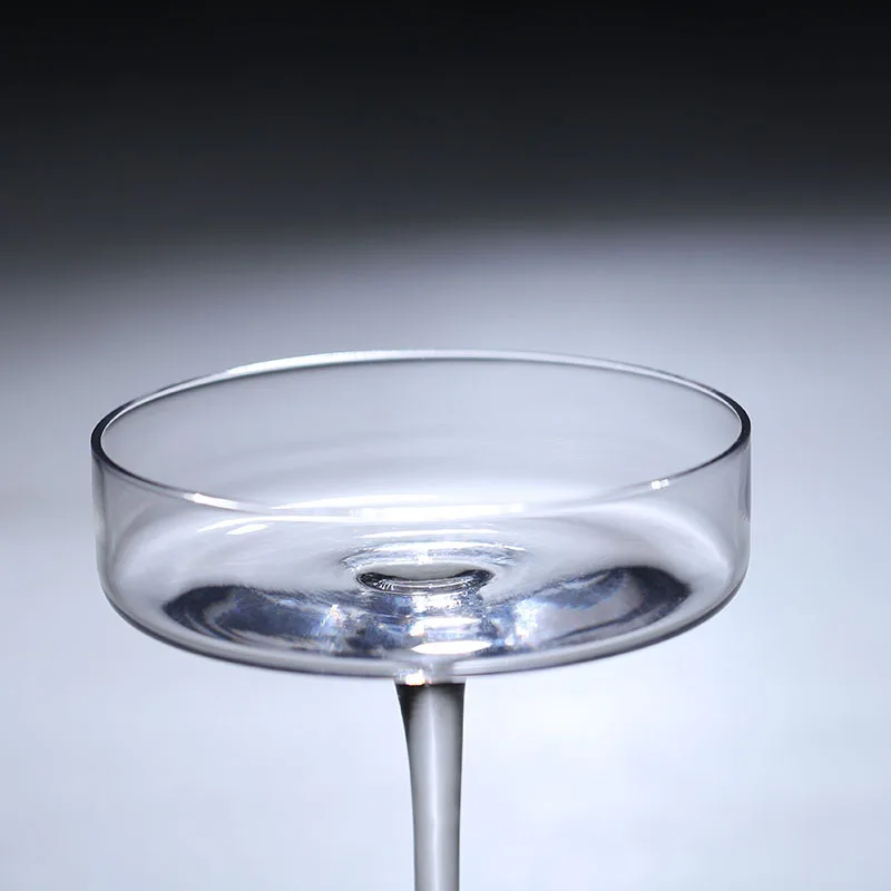 Cocktail Glass Flat-Bottomed Japanese Classical Goblet Bar Professional Glass Cup