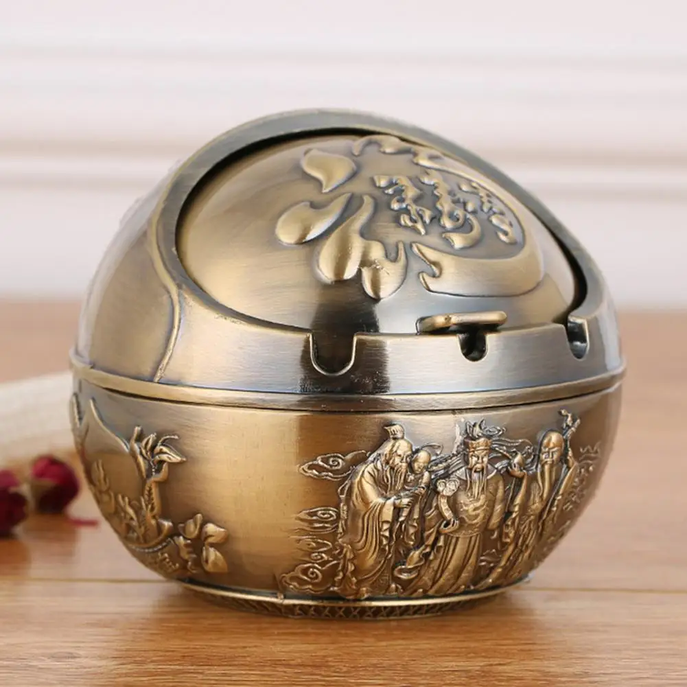 Cow Pattern Ash Tray with Lid Alloy Fancy Gift Smoking Ashtray for Home