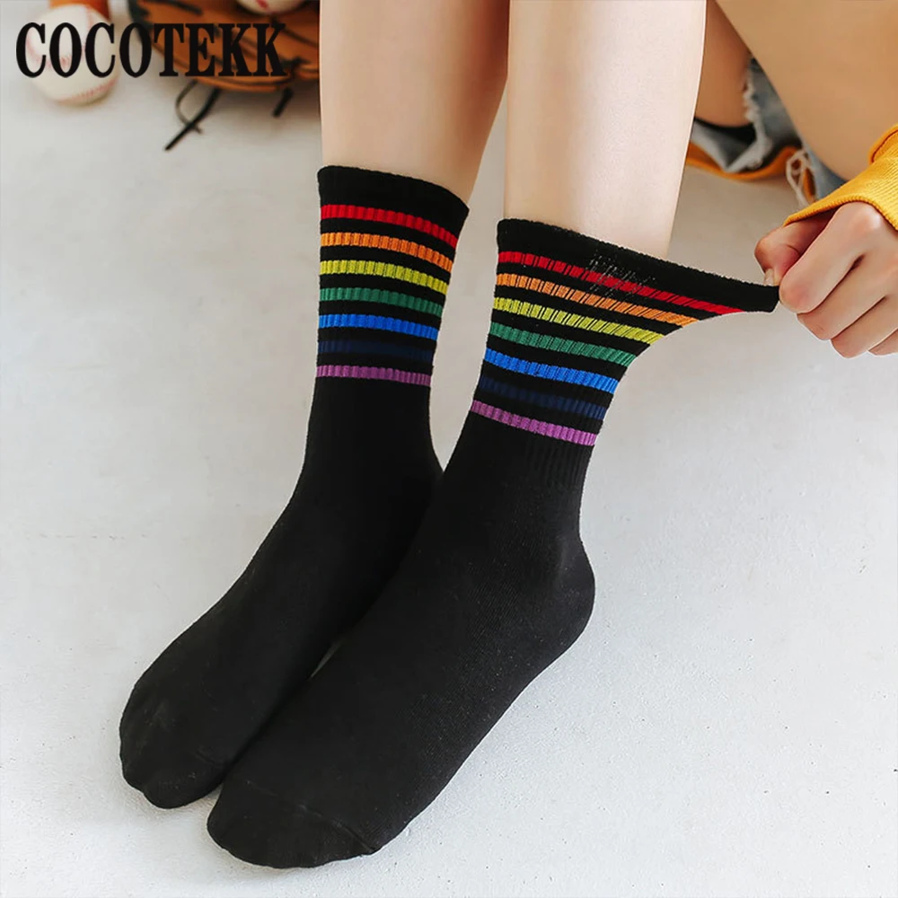 New Arrival Hot Stylish Pure Color Classic Stripes Casual Neon Women Socks Harajuku Fluorescence Green Short Cotton Socks Couple