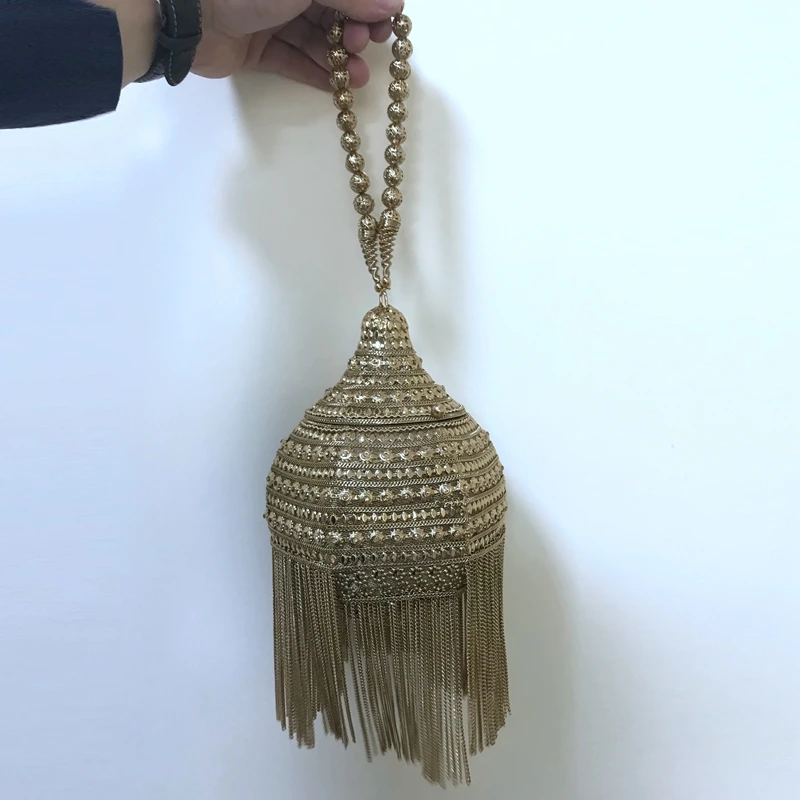 DOYUTIG  Indian Vintage Hand-Made Metal Handbag Women\'s Shiny Rhinestone Tassel Wedding Clutches Female Luxury Evening Bags F742