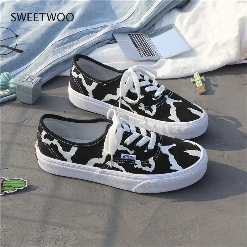 Cow Print Cute Women Sneakers Black White Canvas Shoes 2021 New Platform Flat Lace Up Tennis Shoes Casual Wild
