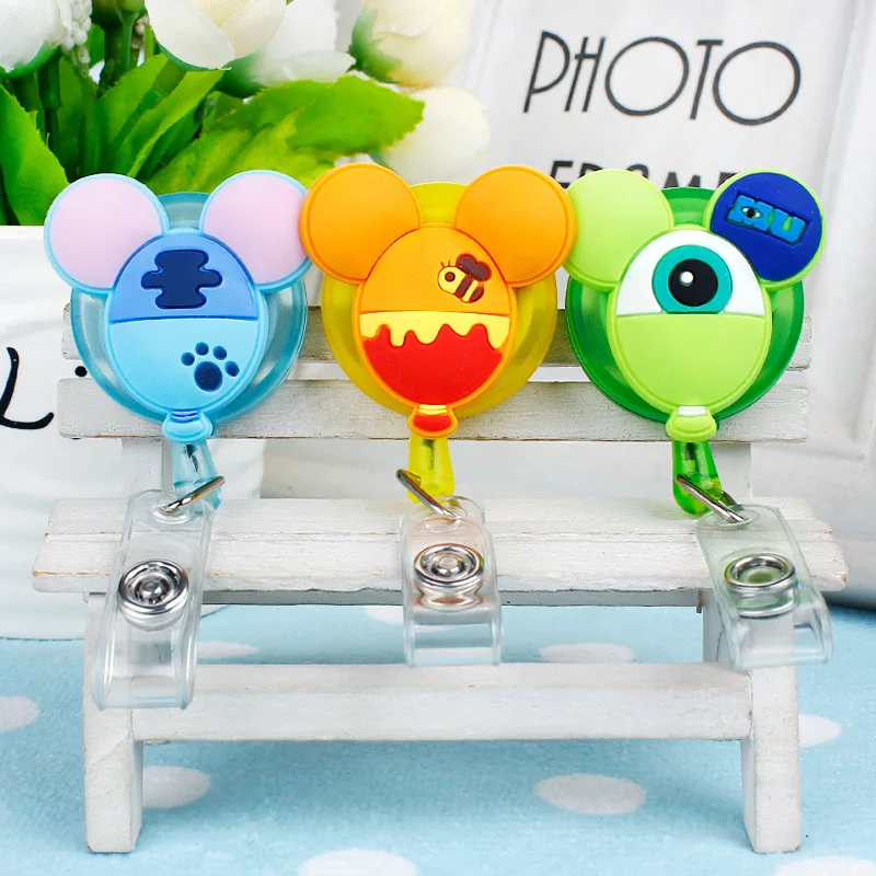 50pcs/lot Disney Retractable Badge Holder Cartoon ID Name Card Lanyard Key Chain Nurse Chest Card Holder Creative Phone Lanyard