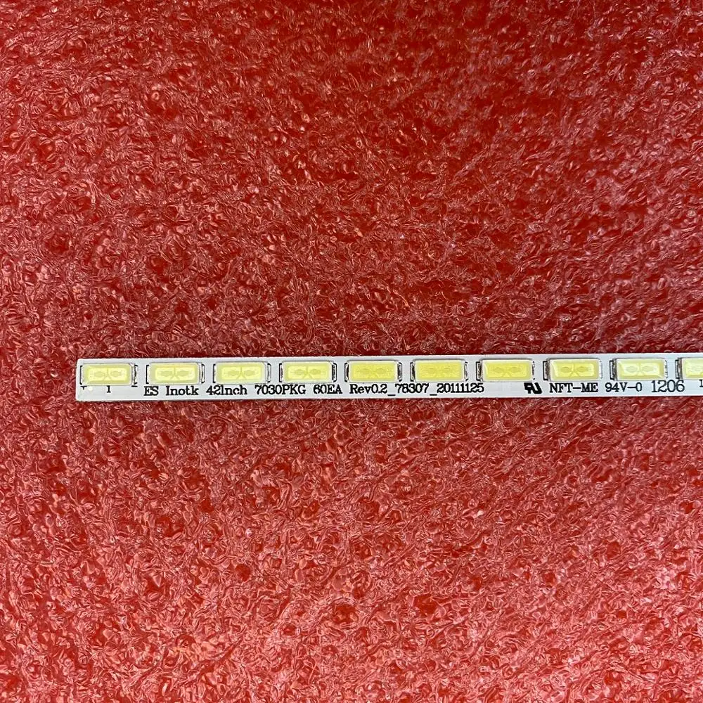 Retroilluminazione a LED 60LED da 525mm per LG 42LS561T 42LS570 42LS570T 42LS570S 42LS575S T420HVN01.0 42inch 7030PKG 60ea 74.42T23.001-2-DS1