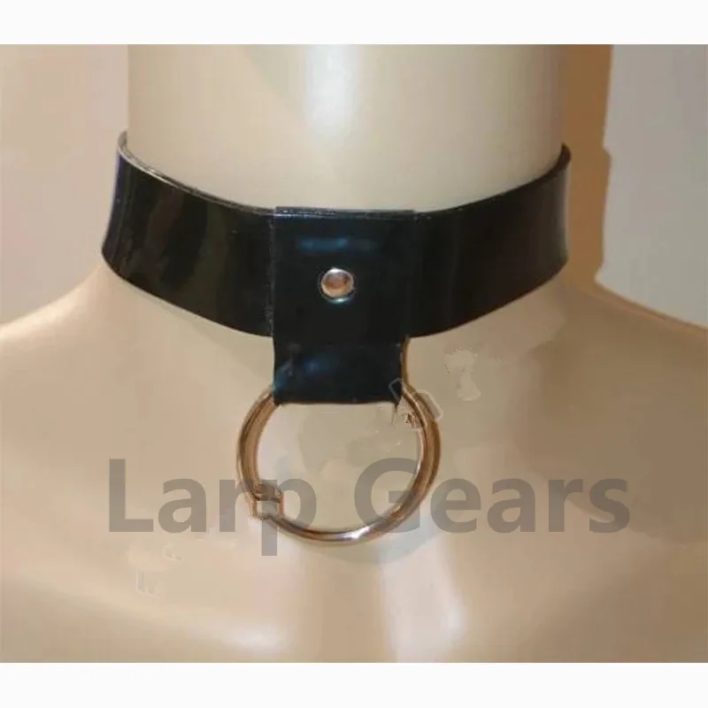 

Латексный орнамент, воротник, резиновый галстук, череп