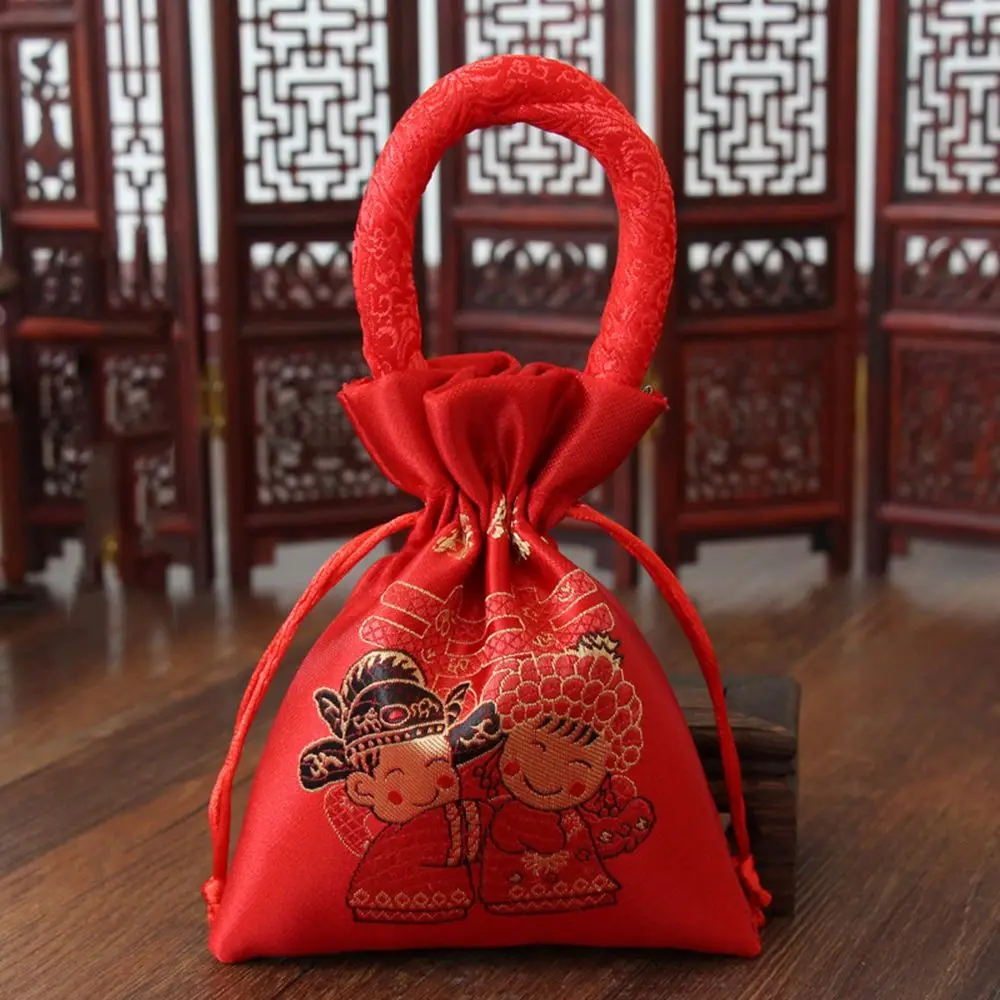 

Red Chinese Style Party Supplies Chinese Knot Brocade With Tassels Candy Bag Package Bag Handle Bag Wedding-favor Gift