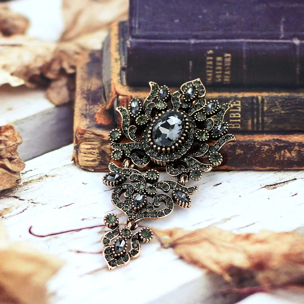 Gray Crystal Women Brooch Pins Vintage Turkish Wedding Jewelry Antique Gold Color Alloy Family Banquet Gift