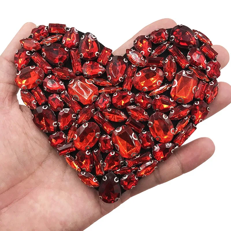 Rhinestone zroszony Love Heart naszywki na ubrania DIY szyć na parch aplikacje haft naszywana aplikacja akcesoria do odzieży Ropa