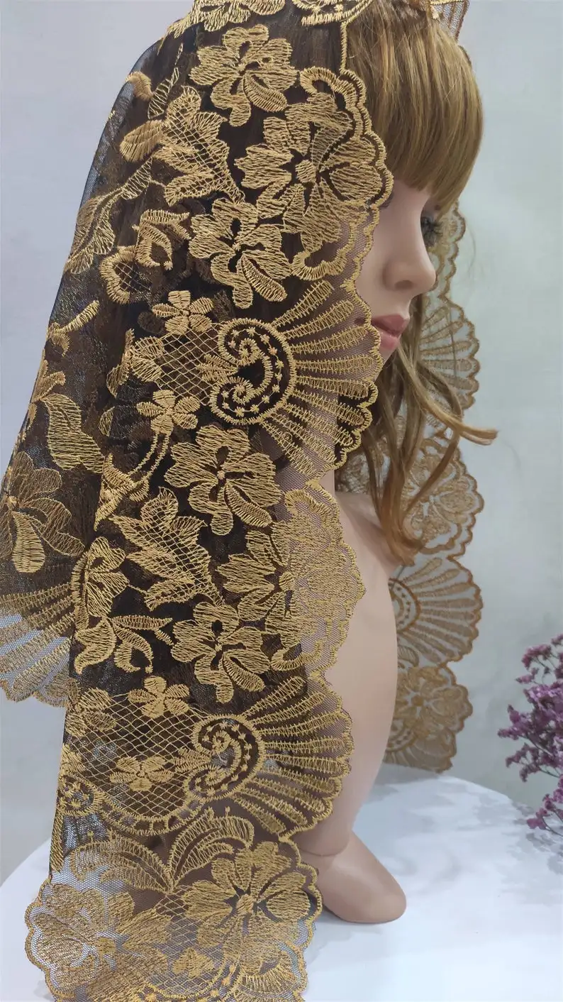 New Design Gold Embroidery Triangular Lace Veil Mantilla