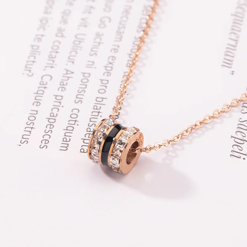 Rose gold titanium steel necklace, Anti-allergy and non-discoloration, Roman numerals master titanium steel clavicle necklace,