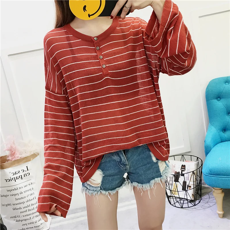 

Ice Silk T Shirt Femme Knit Loose Autumn Korean Ulzzang Harajuku Retro Long Sleeve O-neck Button Striped T-shirt For Women Tops