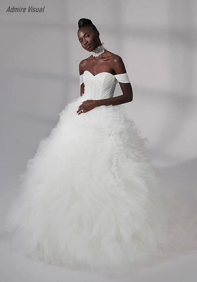 

New Arrive Wedding Dress Ball Gown Sweetheart Neckline Off The Shoulder Chapel Train Floor-Length Customized Bride Gown