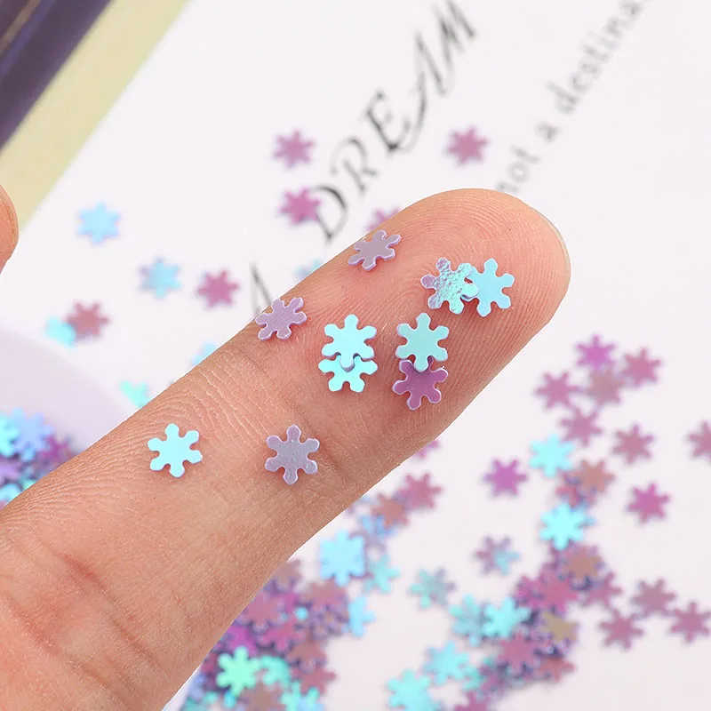 1200pcs White 5mm Snowflakes loose Sequins Christmas Gift Glitter Paillettes for Nail Art manicure/wedding decoration confetti