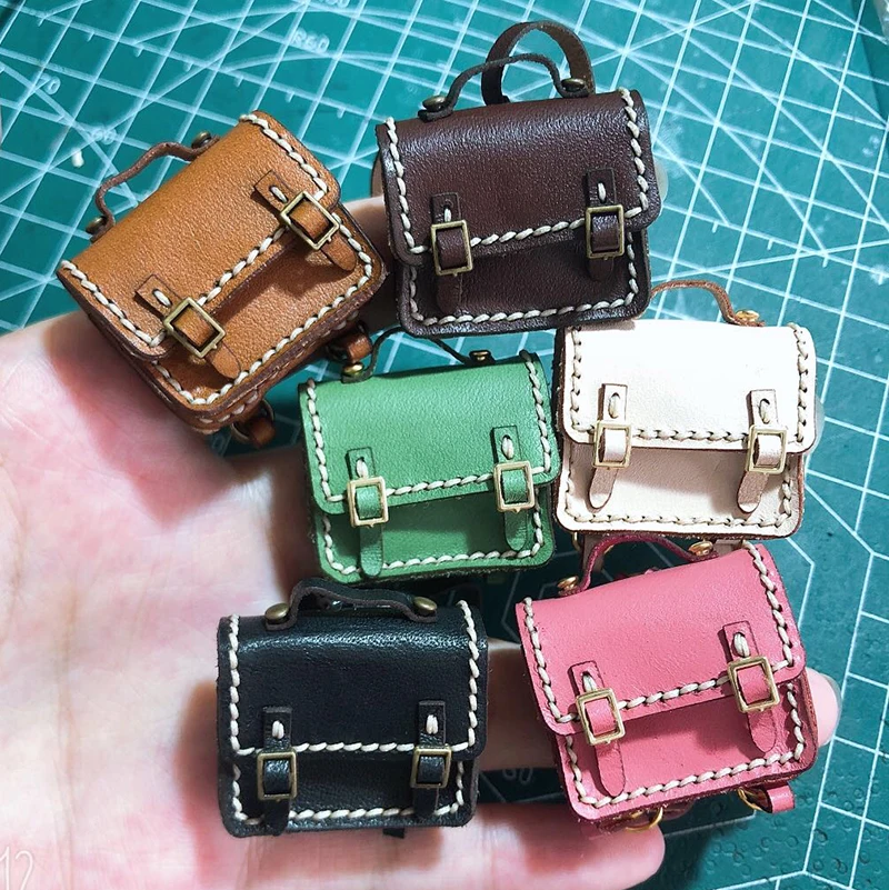 Mini bolsa de juguete para muñecas OB11, mochila escolar retro de moda, adecuada para Obitsu11, GSC, YMY, GSC, Molly, 1/12BJD, accesorios para muñecas