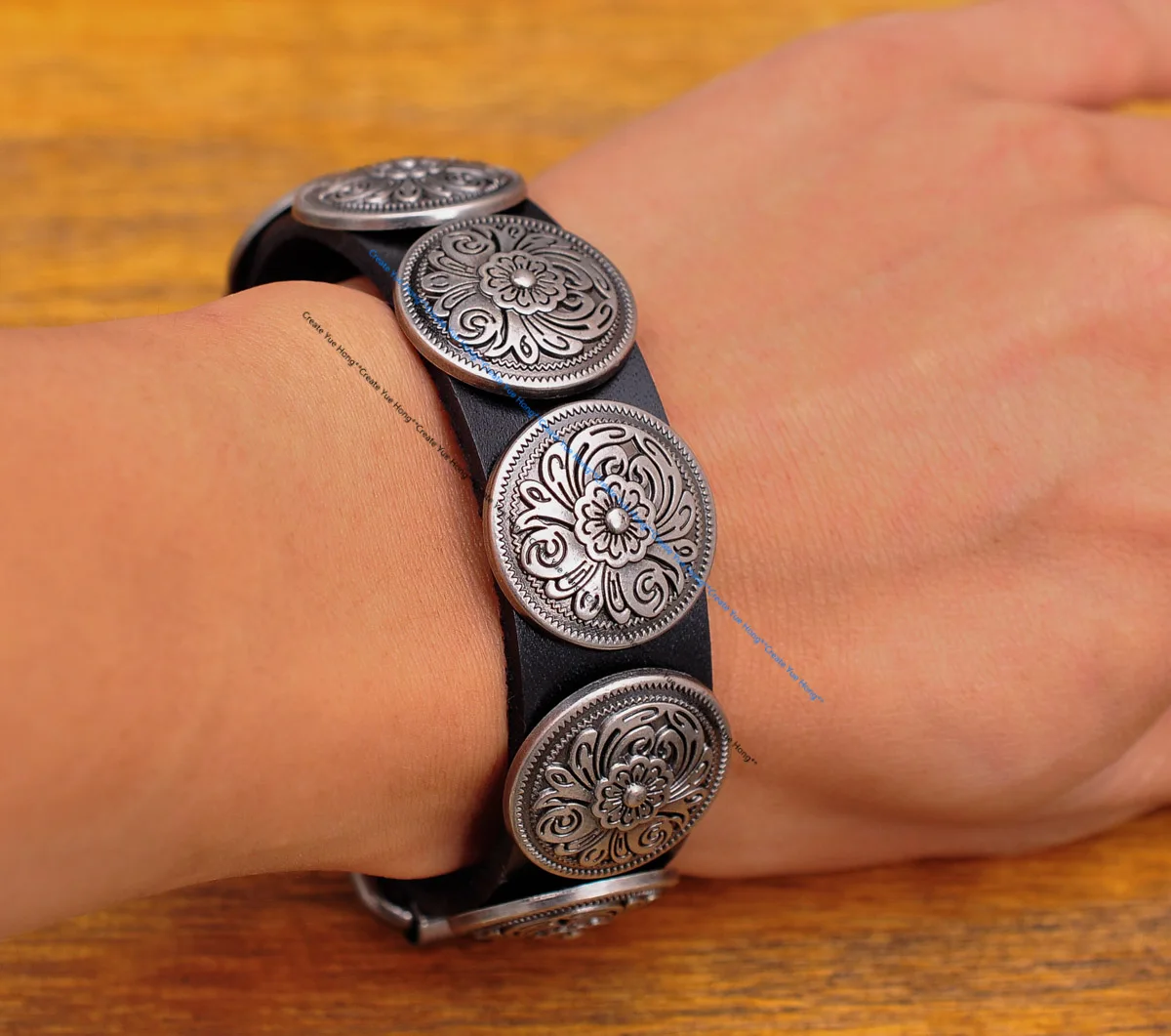 Celtic Biker Western Decor Antique Flower Concho Leathercraft Quality Veg Tan Black Leather Bracelet Wristband Cuff Bangle