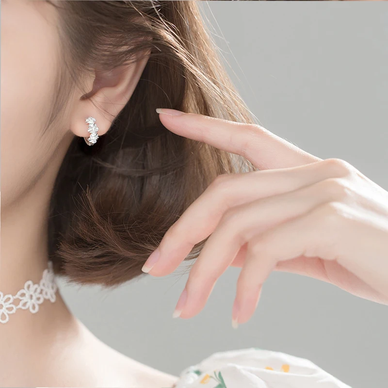 MIQIAO Women Jewelry 2020 New 925 Sterling Silver Simple Flower Hoop Earrings Buckle Female Sweet Fashion Creative Design Wild