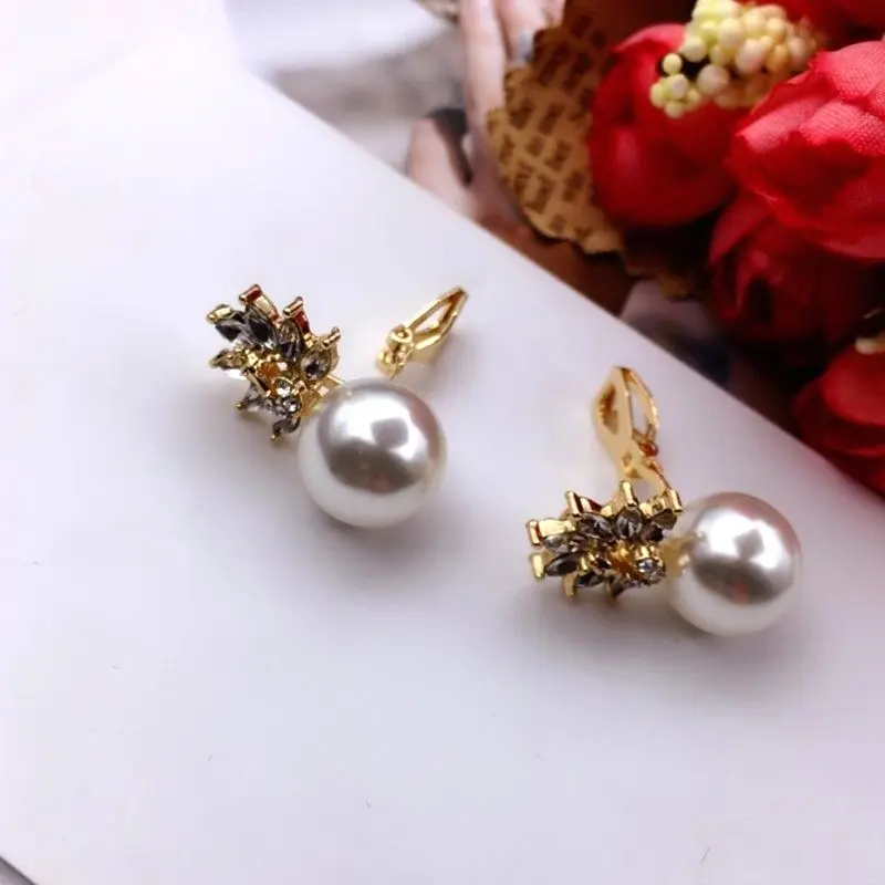 Luxury Crystal High Zircon Pearl Peacock Shape Clip on Earrings for Women Girl Party Without Pierced Favorite Fashion Jewelry