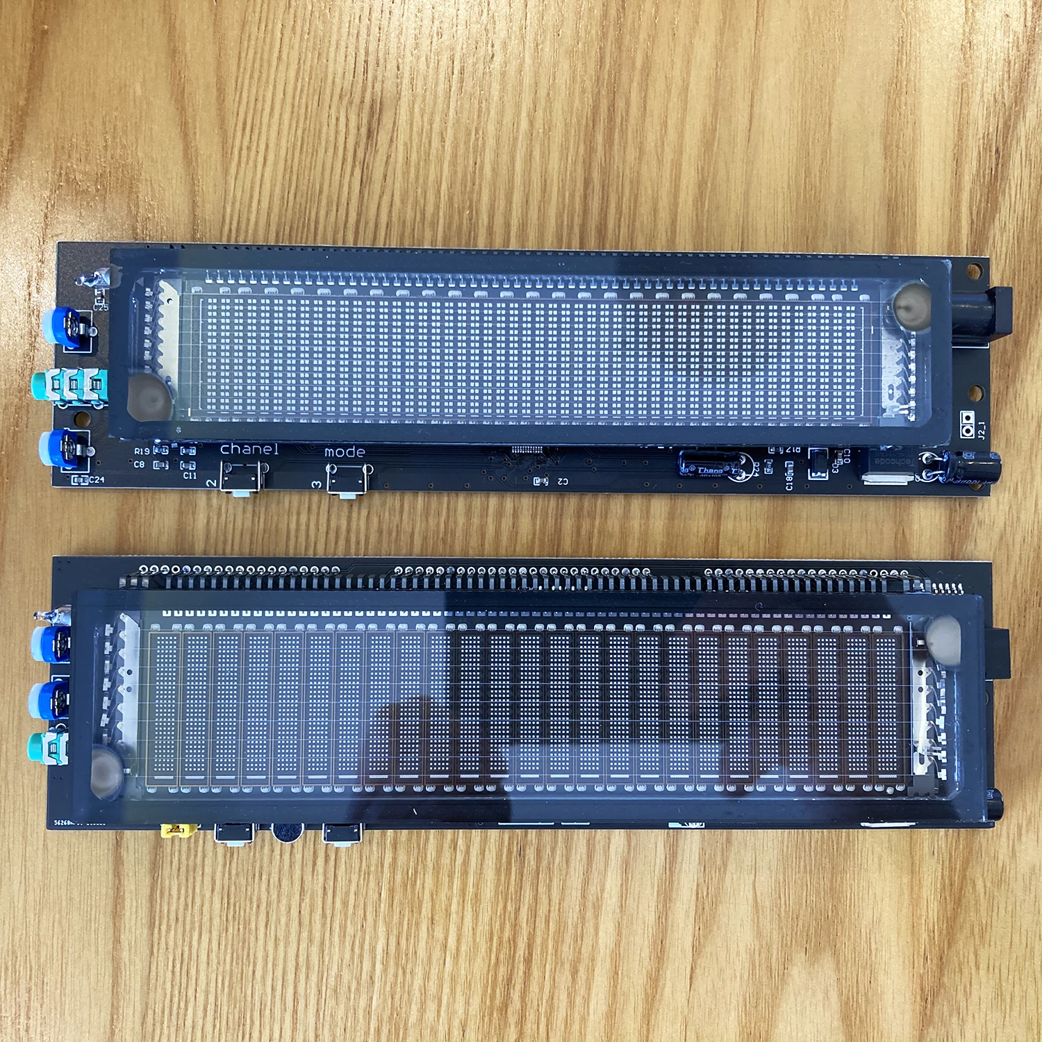 LEDディスプレイ,25分割,17レベルのファブリックディスプレイ,音楽,自動車の改造モジュール,緑の蛍光色