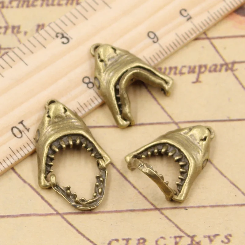 10pcs Charms Opens Closes Shark Teeth Mouth 30x28mm Tibetan Bronze Silver Color Pendants Antique Making DIY Handmade Pendant