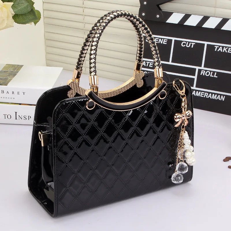 2021 new autumn and winter ladies handbags fashion trend one-shoulder messenger bag trendy female bag