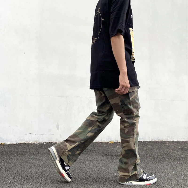 Streetwear Mens Hip Hop Camouflage Flare Pants Fashionable Camo Cargo Pants Male Slim Fit Camouflage Trousers Women All-match