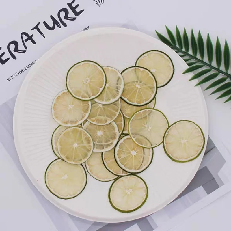 

10pcs Pressed Dried Green Lemon Slices Fruit Plant Herbarium For Jewelry Postcard Invitation Card Phone Case Bookmark Making DIY