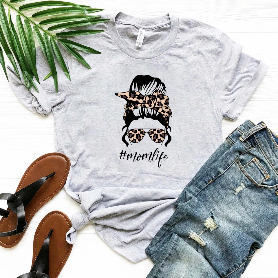 Messy Bun Mom Life Shirt Leopard Print Mom Life T-Shirt Funny Mama Shirts Mom To Be Motherhood Tees