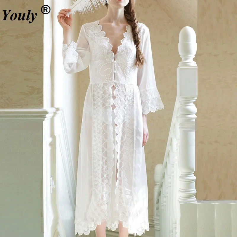 

Sleepwear Nighty Woman Autumn Nightgown White Pink Nightdress Leisure Fashion Long Vintage Home Dress Ladies Nightwear Vneck