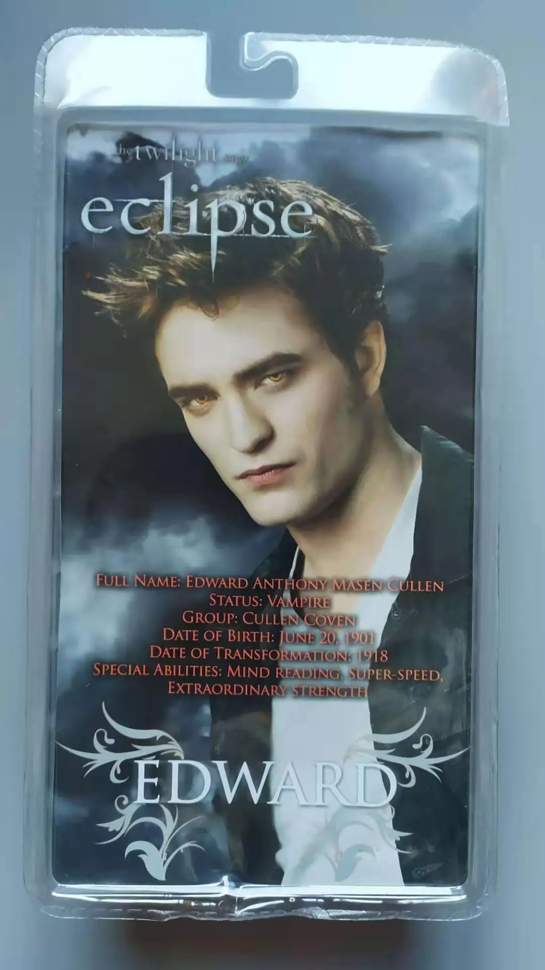 NECA-figura de acción de la película clásica Twilight Saga, Eclipse Vampire Edward, 7 pulgadas, modelo de juguete, regalo de colección