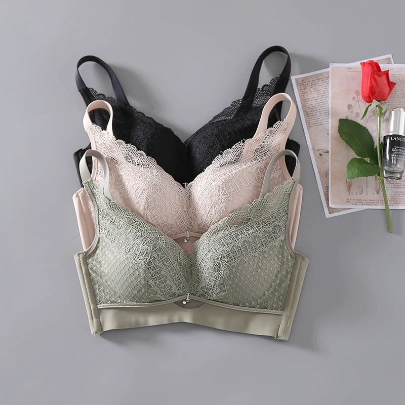 

Women 100% Real Silk Lining with outside lace fabric removable pads everyday Comfortable Wireless Wire Free Bra Bralette TG115