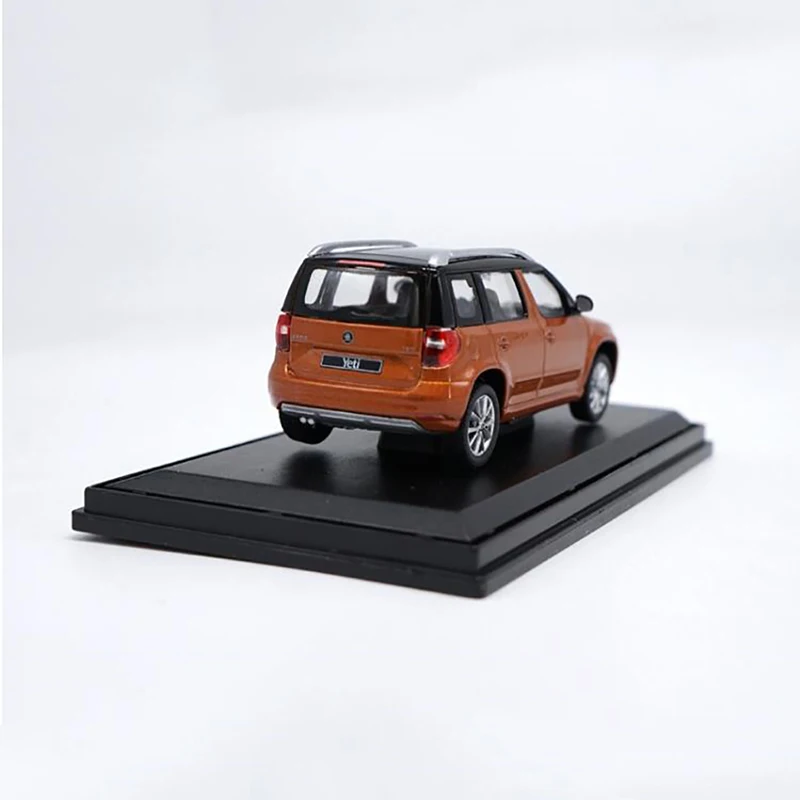 1:43 Shanghai  Skoda Wild Emperor SKODA Yeti City Edition alloy model base