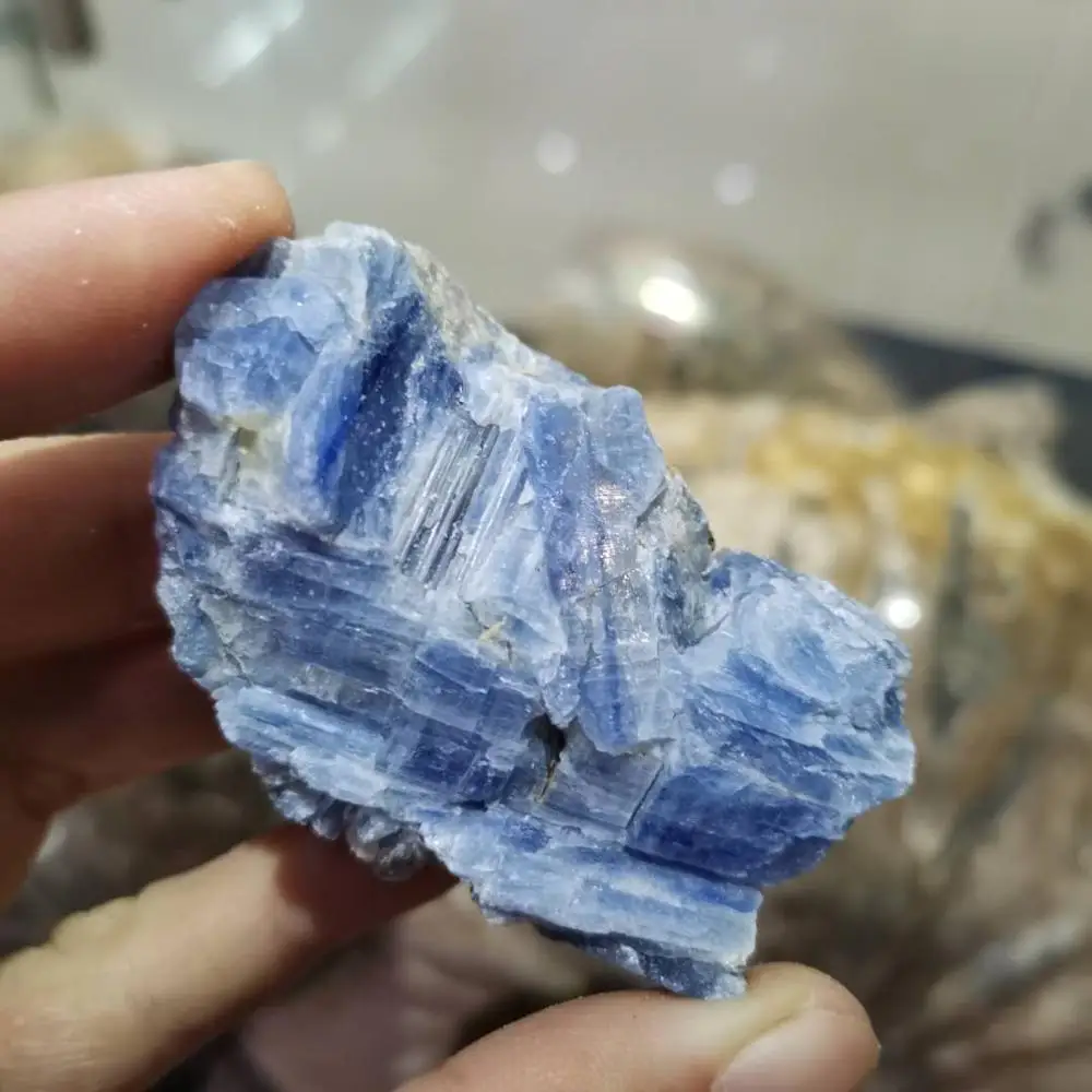 Natural rought Blue crystal Raw kyanite stones