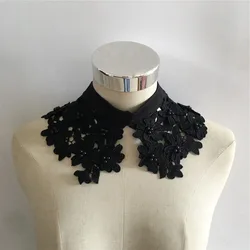 Pizzo bianco e nero colletto falso bottone decorazione ABS perla applique ricamo accessori abbigliamento fai da te 1 pezzo in vendita