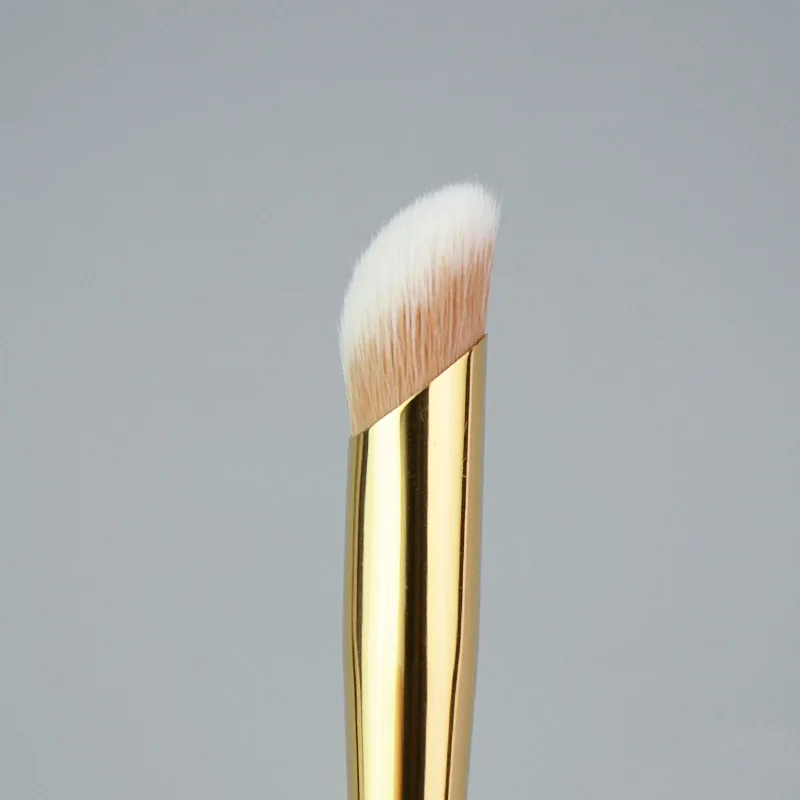 Skin Fetish Sublime Perfection Concealer Makeup Brush - Angled Fingertip Flawless Conceal Blending Cosmetics Beauty Tools