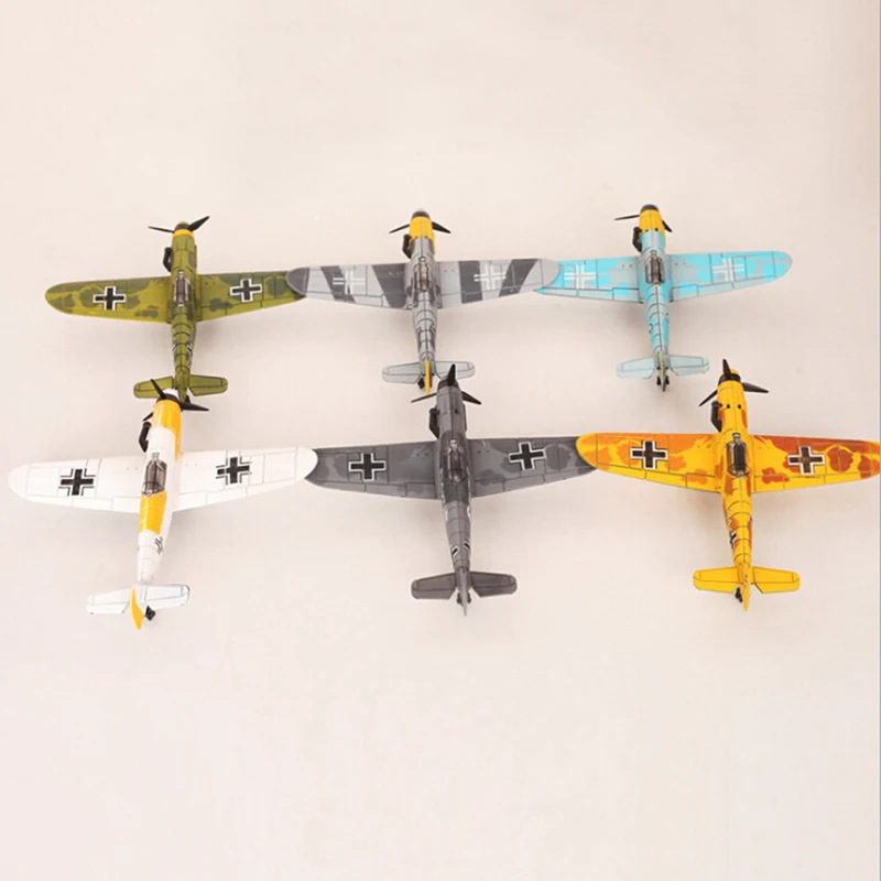1Pcs Assemblare Modello Combattente Modello di Giocattoli di Costruzione di Set di Utensili Pressofuso 1/48 Bilancia Guerra-II Spitfire Regalo per il Ragazzo