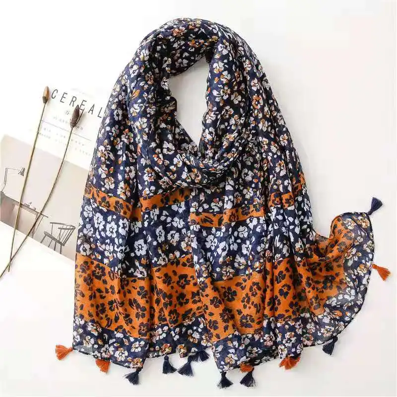 2021 New Fashion Ombre Flower Print Tassel Scarf Shawls Long Soft Floral Scarves Hijab Wrap