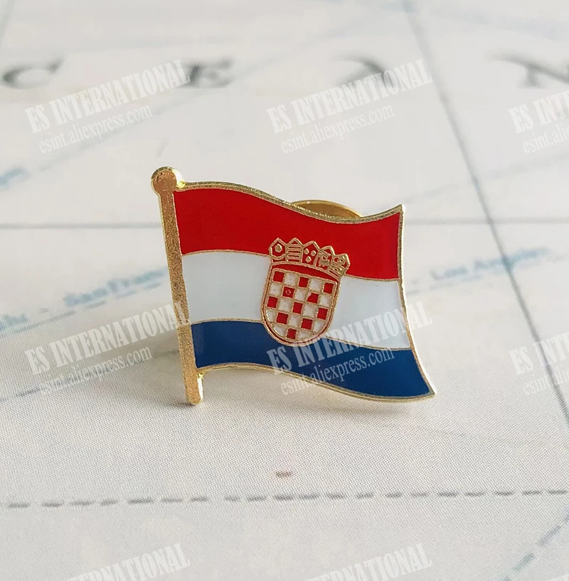 Flaga narodowa Chorwacji Przypinki do klapy Kryształ Epoksyd Metal Emalia Odznaka Farba Broszka Pamiątka Garnitur Osobowość Upominki pamiątkowe